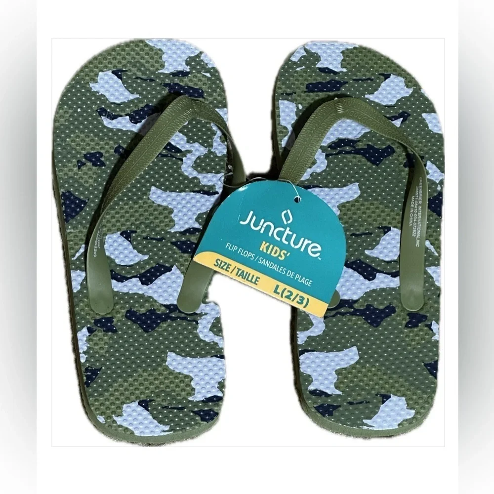 Juncture Kids Green Camouflage Flip Flops size Large (2/3)